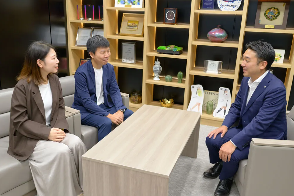 座談会の様子(松永様、福井、嶋出)